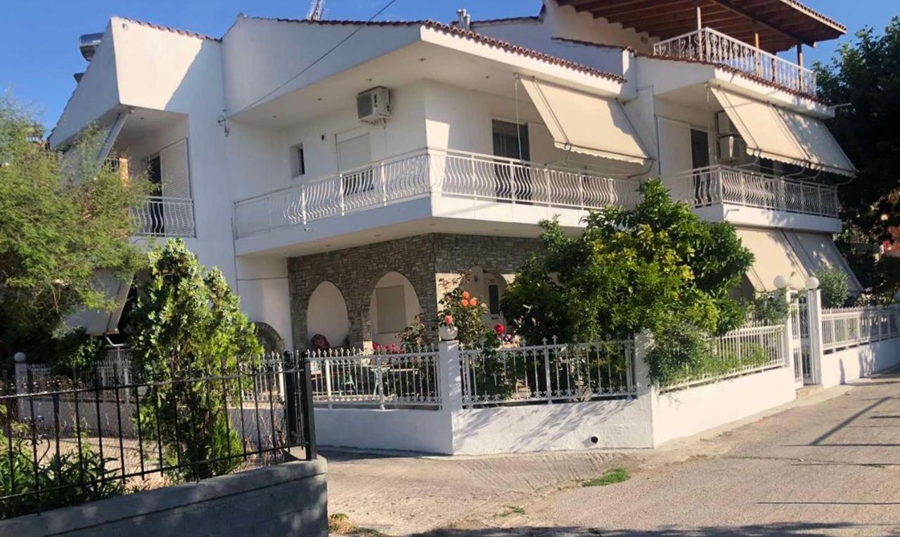 Pefki Villas エクステリア 写真